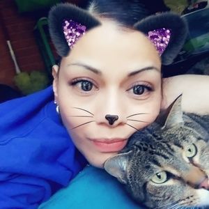 Meet your Posher, Nena